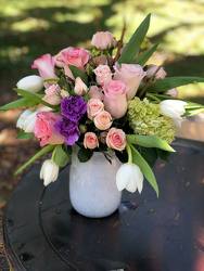 Welcome Spring from your Sebring, Florida florist