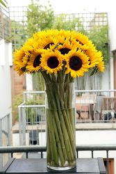 Sunflowers Grande from your Sebring, Florida florist